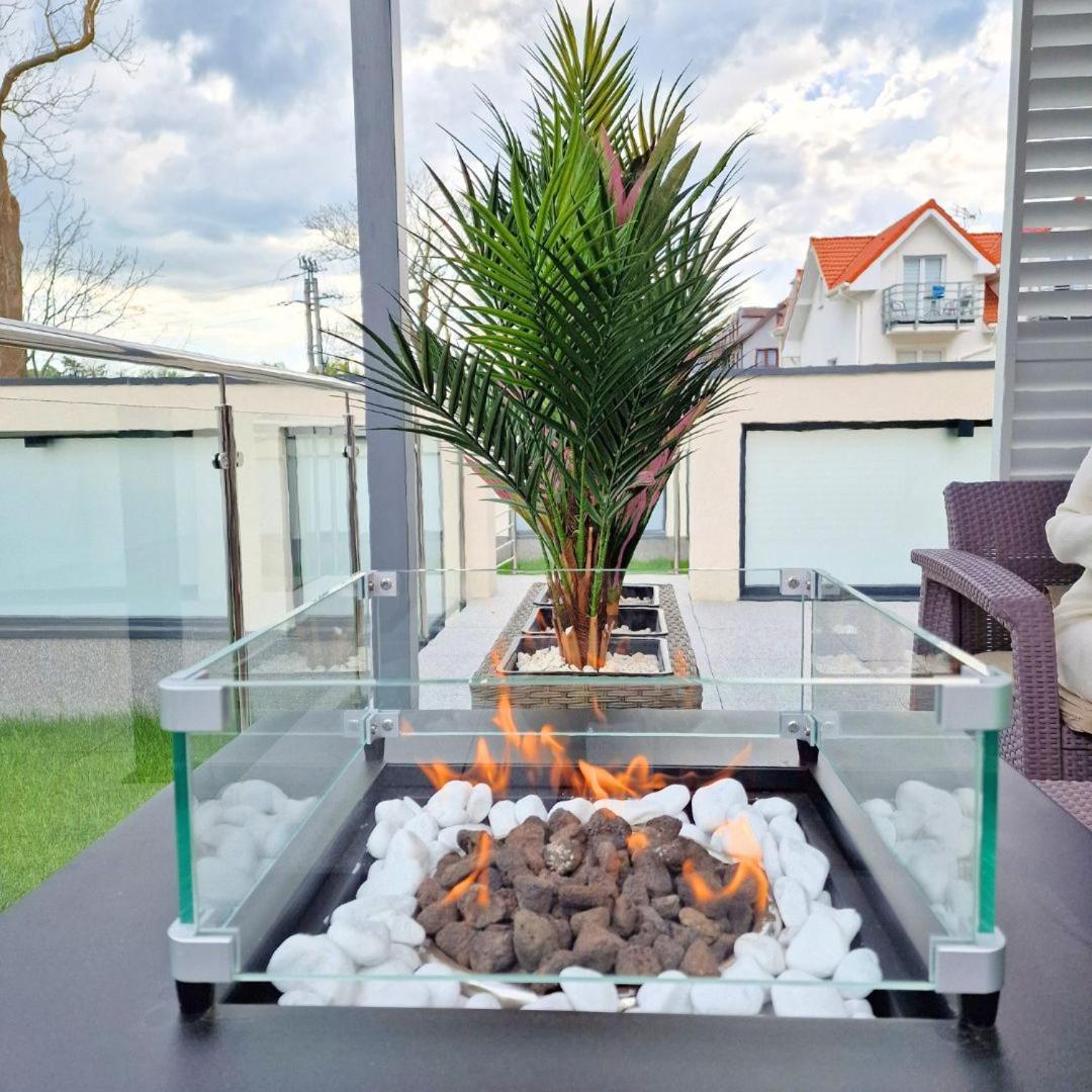 Villa Vis A Vis Trzęsacz Exteriér fotografie